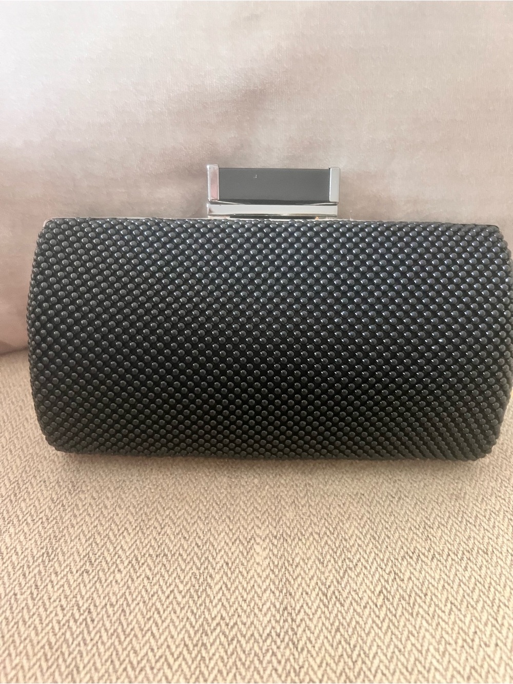 Black Beaded Evening Clutch Handbag
Exudes Sophistication. Excellent Condition